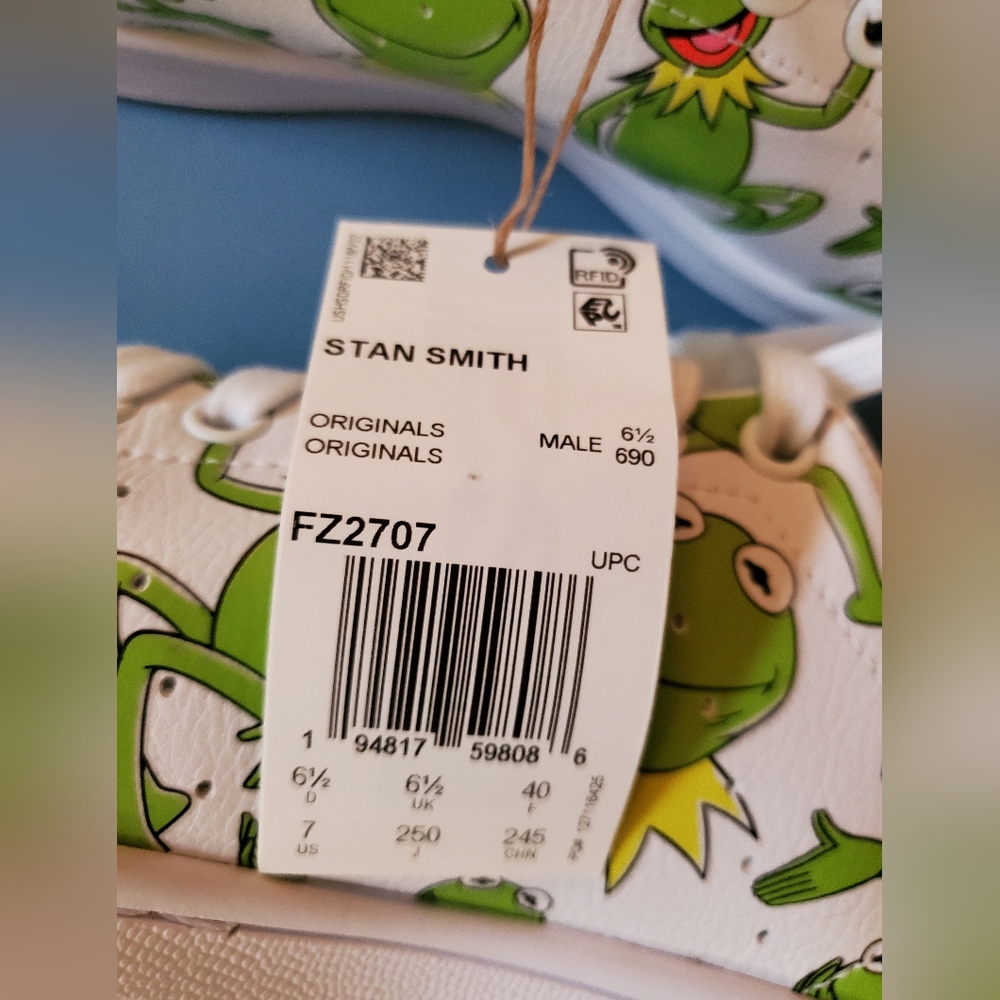 Kermit adidas size 7 - Picture 6 of 6